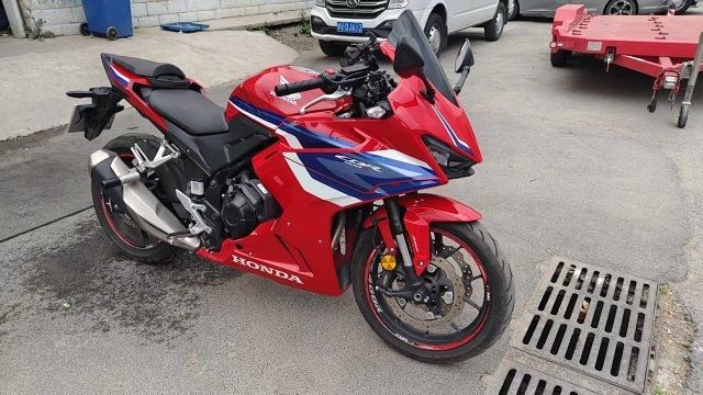 二手本田CBR400R