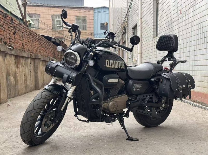 二手QJMOTOR闪300