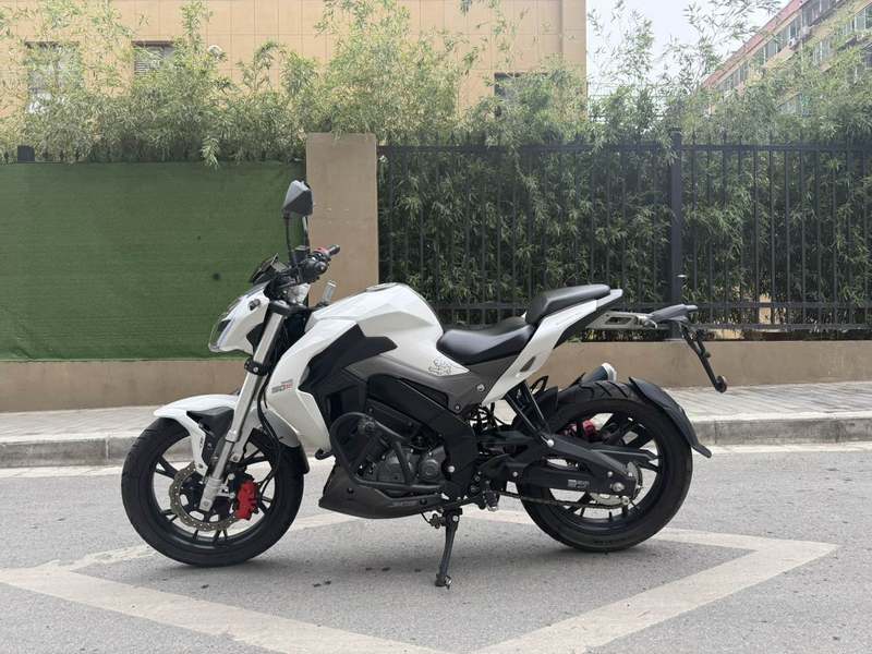 二手贝纳利小迅龙 BN150S