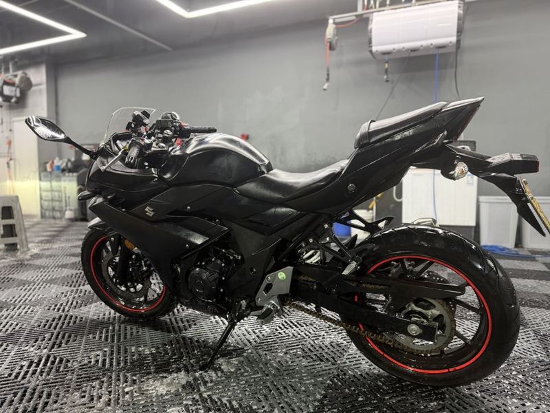 二手豪爵铃木GSX250R