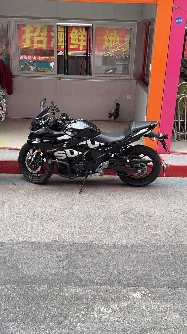 二手豪爵铃木GSX250R