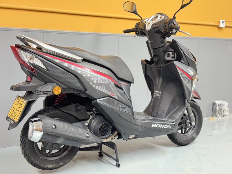 二手新大洲本田裂行 RX125Fi