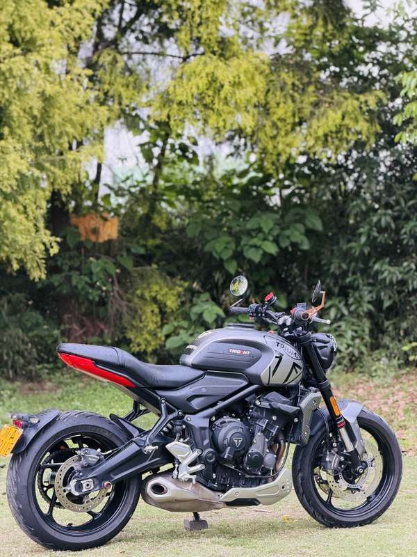 二手凯旋Trident 660