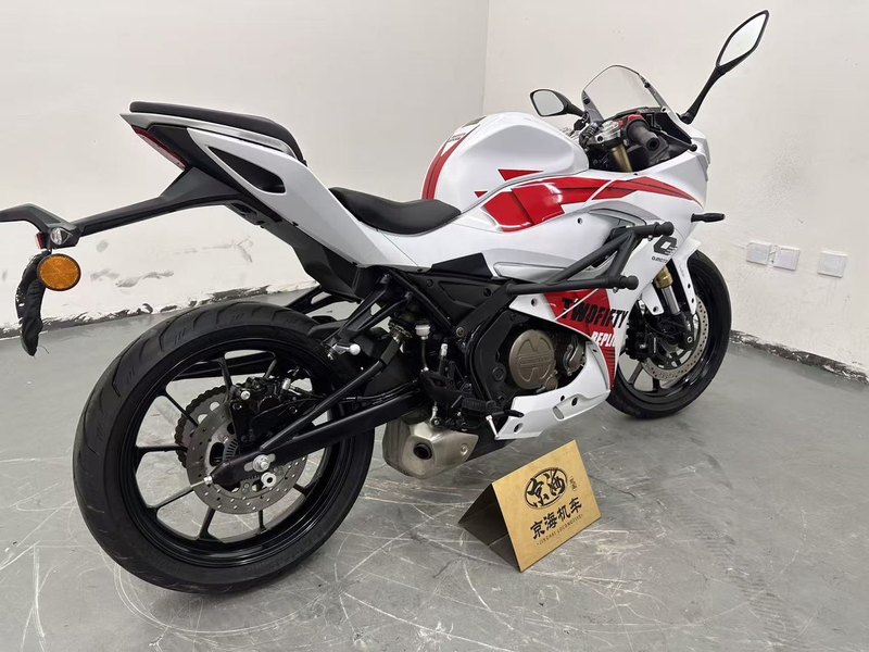 二手QJMOTOR赛250