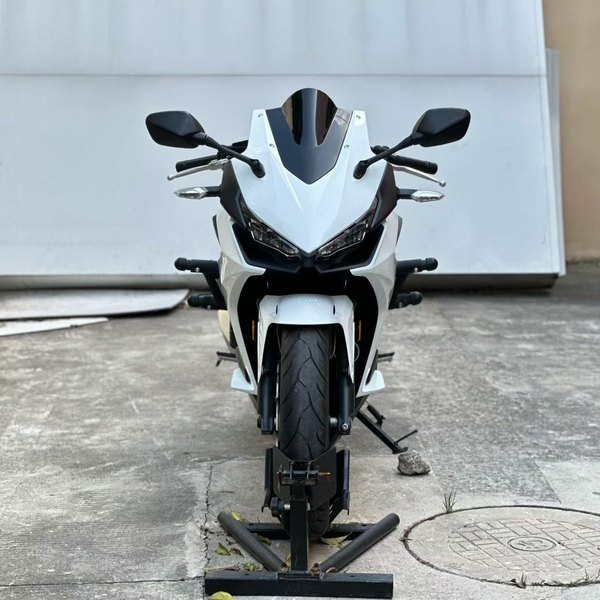 二手本田CBR400R