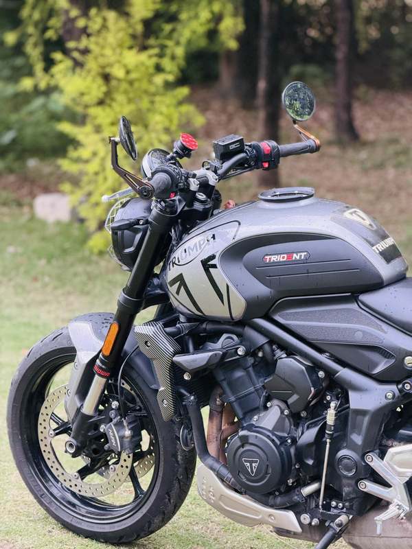 二手凯旋Trident 660