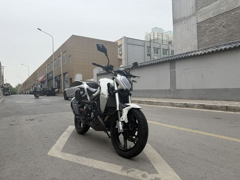 二手贝纳利小迅龙 BN150S