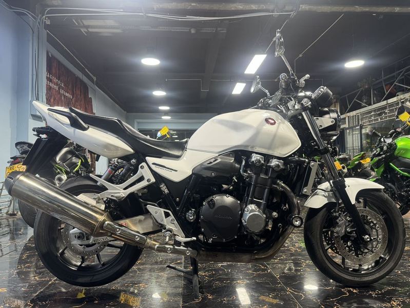 二手本田CB1300 Super Four