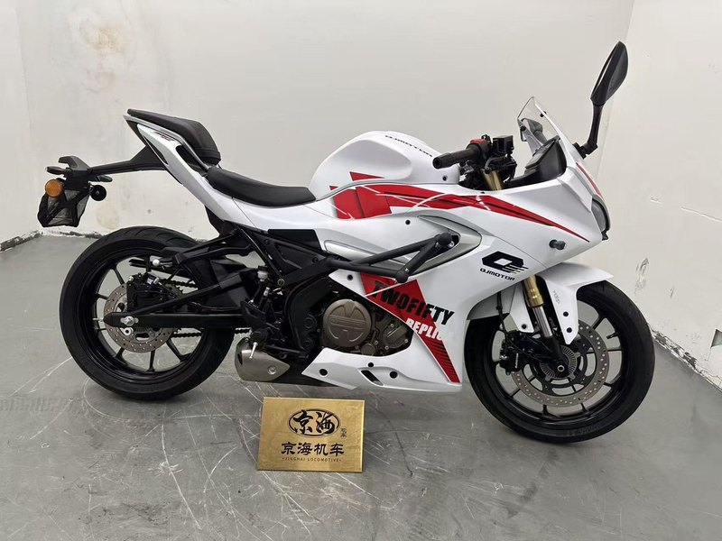 二手QJMOTOR赛250