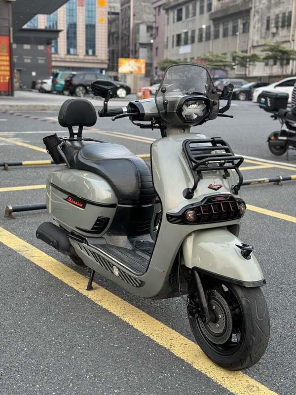 二手维多利亚Sixties 300i