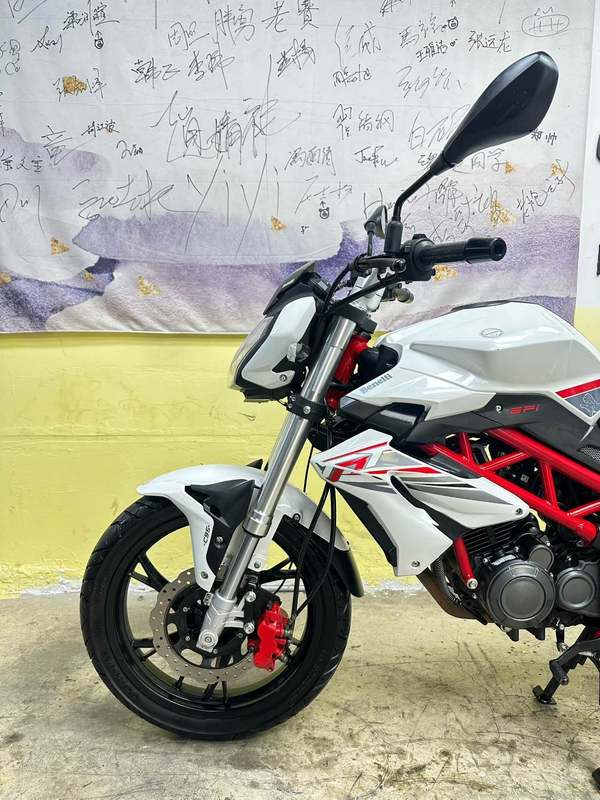 二手贝纳利红宝龙 TNT150i