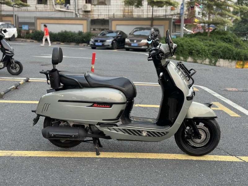 二手维多利亚Sixties 300i