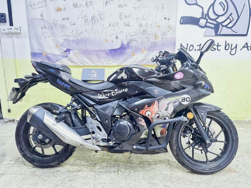 二手豪爵铃木GSX250R