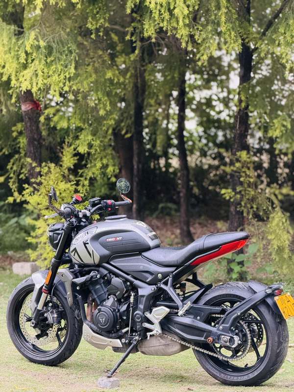 二手凯旋Trident 660