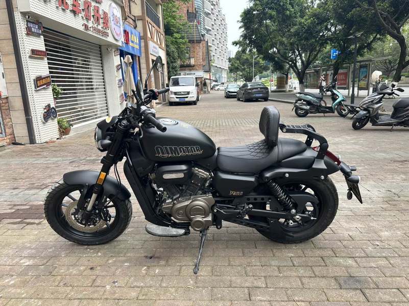 二手QJMOTOR闪300