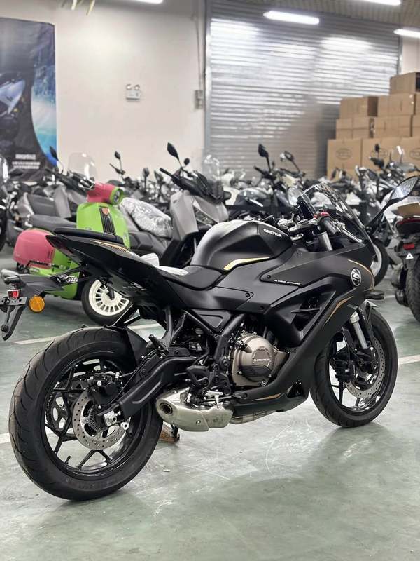 二手QJMOTOR赛250