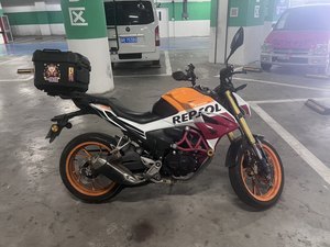 二手五羊本田CB190R 暴锋眼