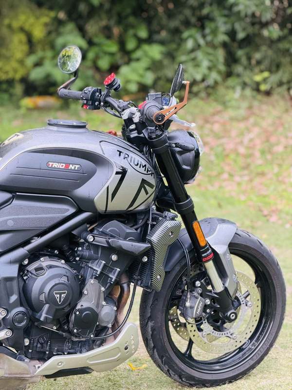 二手凯旋Trident 660