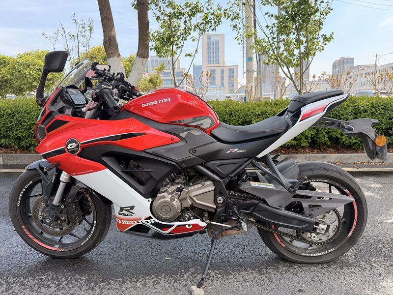 二手QJMOTOR赛350