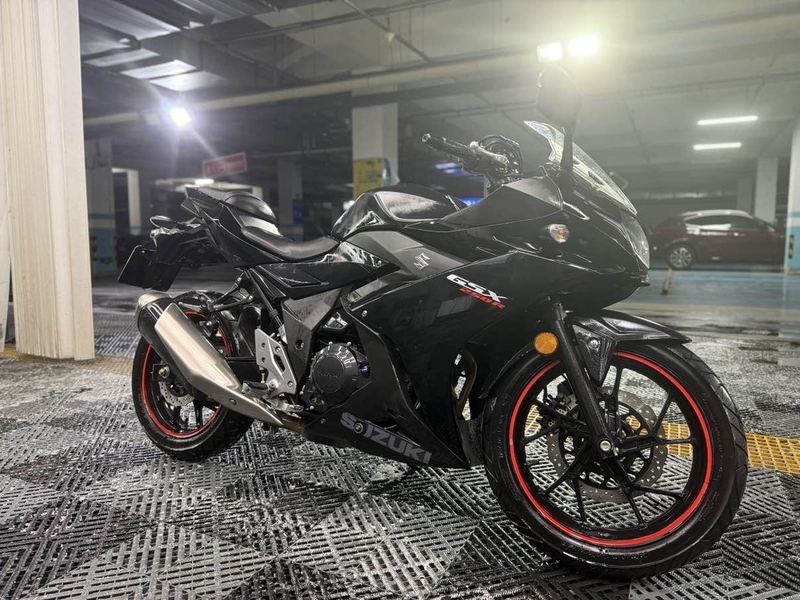 二手豪爵铃木GSX250R