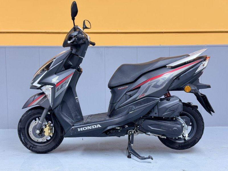 二手新大洲本田裂行 RX125Fi