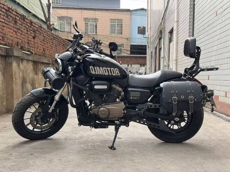 二手QJMOTOR闪300