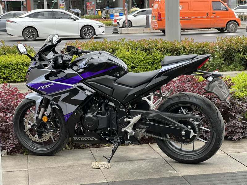 二手本田CBR400R