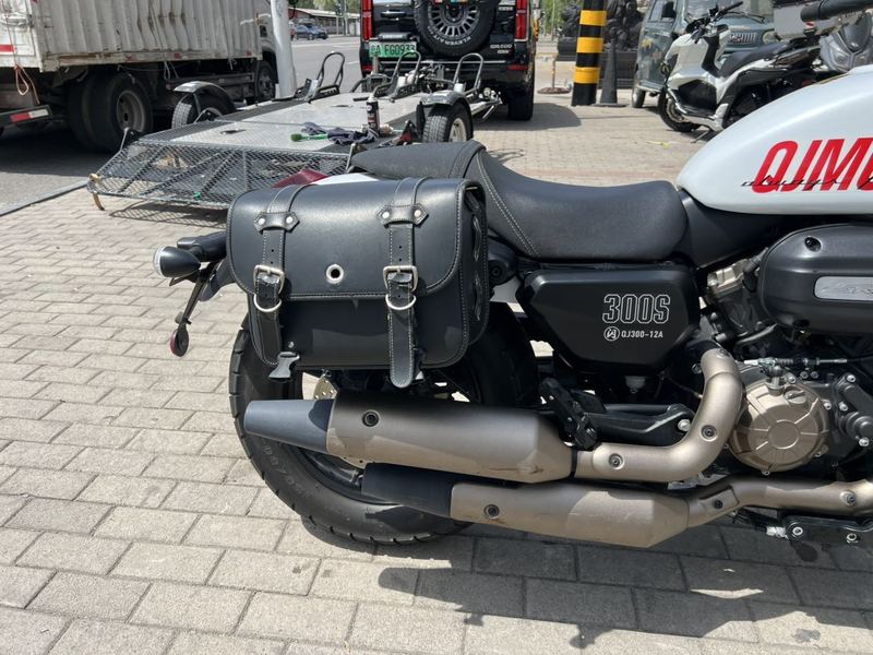 二手QJMOTOR闪300