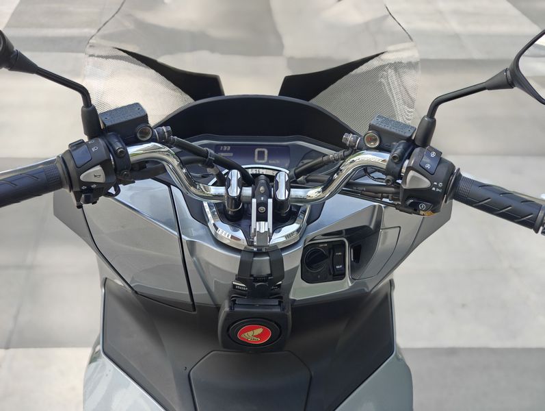 二手五羊本田PCX