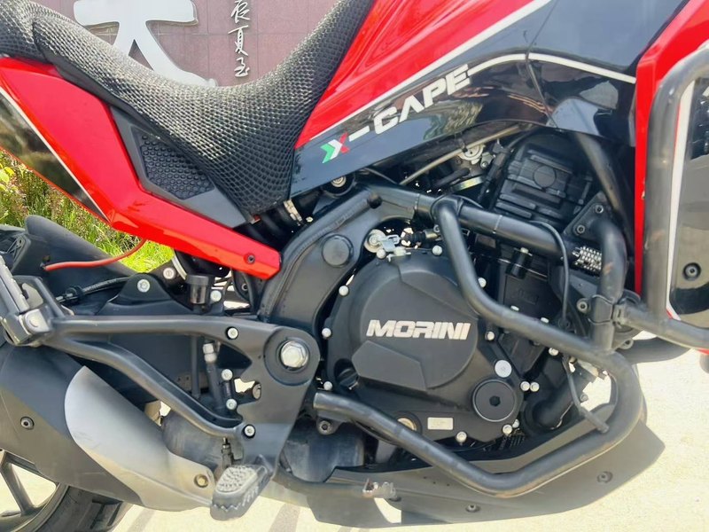 二手摩托莫里尼X-Cape 650
