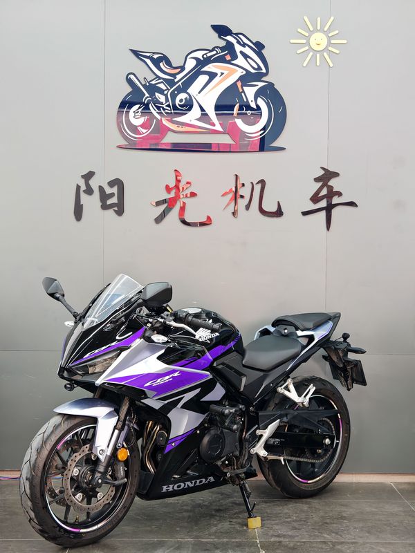 二手本田CBR400R