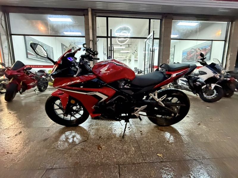 二手本田CBR400R