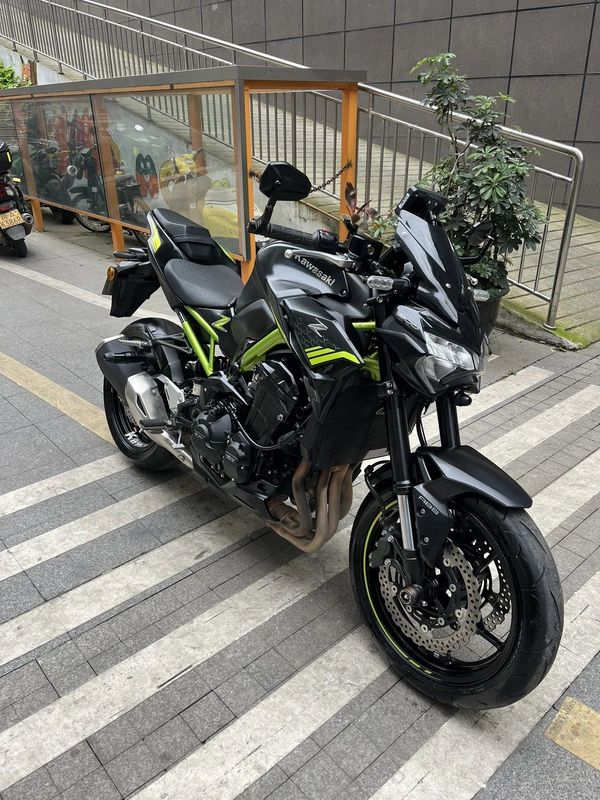二手川崎Z900