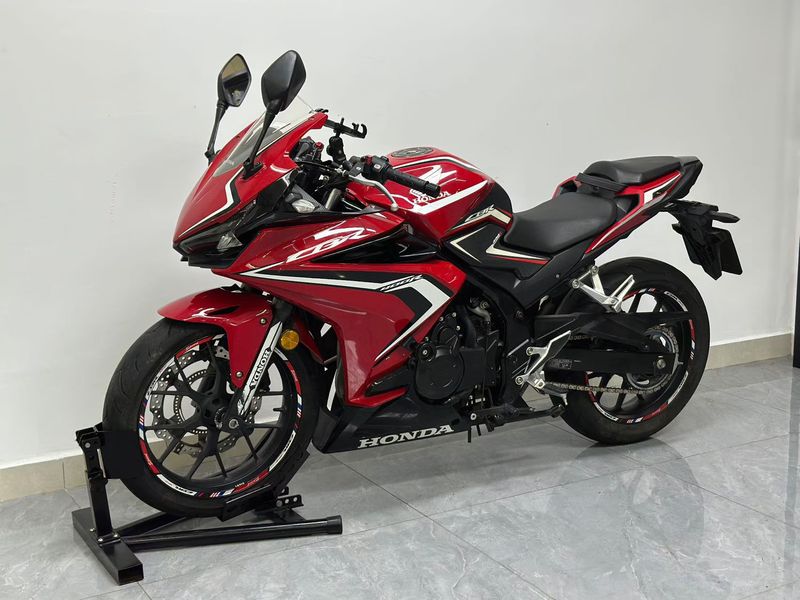 二手本田CBR400R