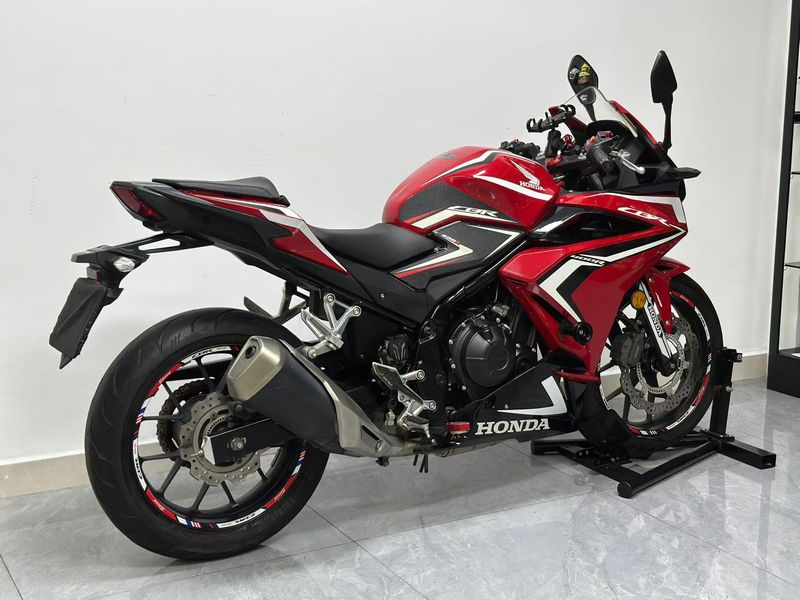 二手本田CBR400R