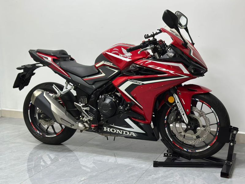二手本田CBR400R