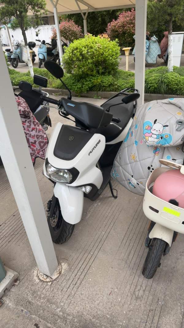 二手建设雅马哈旭鹰125