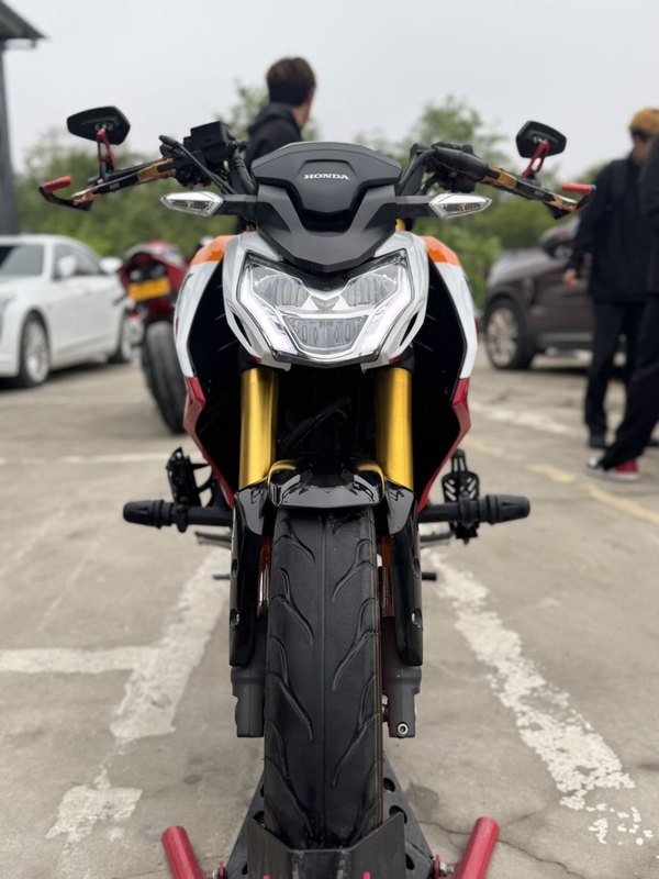 二手五羊本田CB190R 暴锋眼