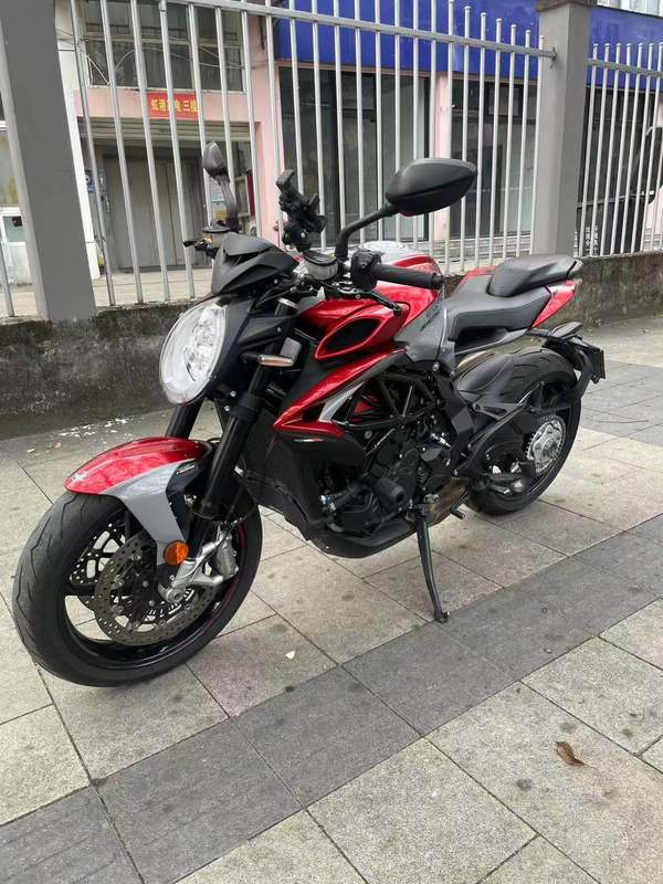 二手奥古斯塔Brutale 800