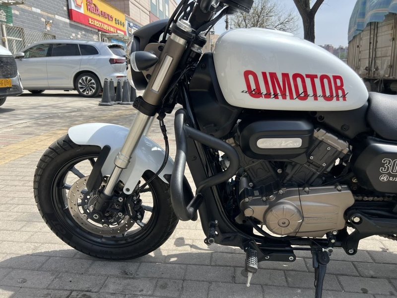 二手QJMOTOR闪300