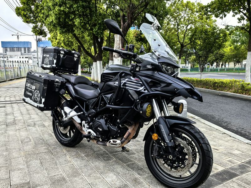 二手贝纳利TRK552