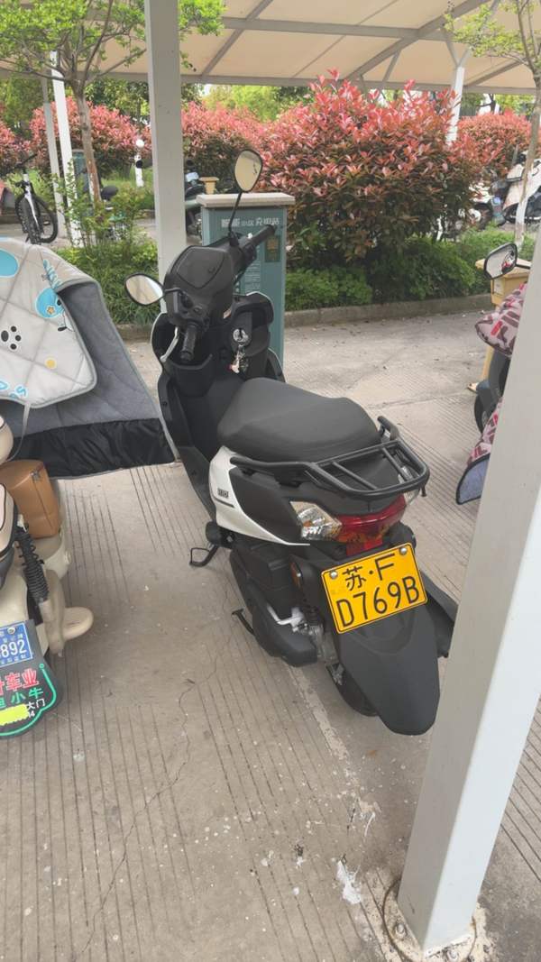 二手建设雅马哈旭鹰125