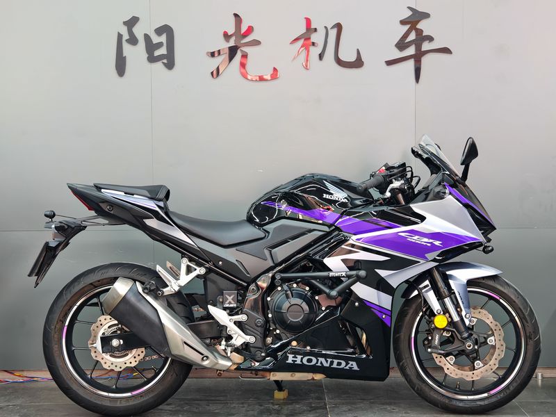 二手本田CBR400R