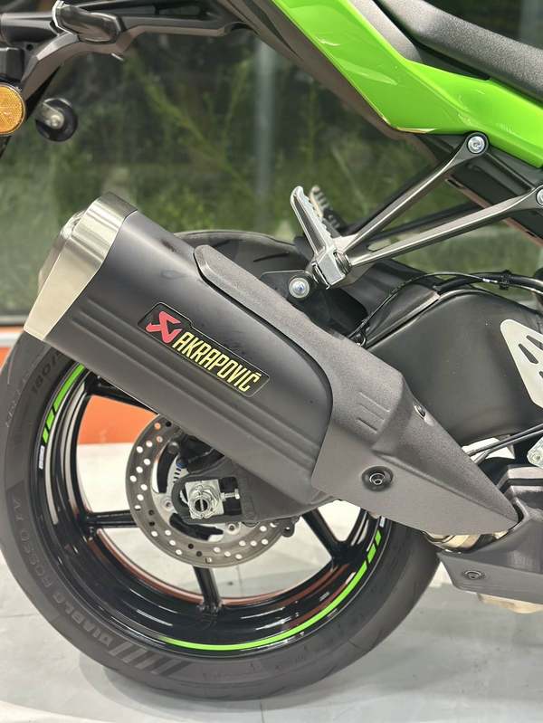 二手川崎Ninja ZX-6R 