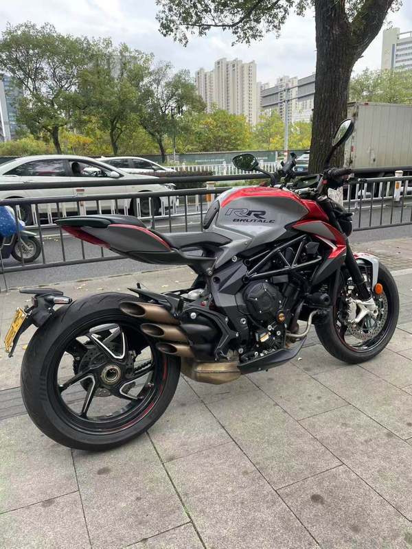 二手奥古斯塔Brutale 800