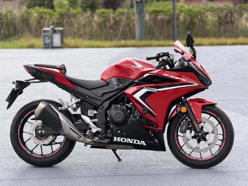 二手本田CBR400R