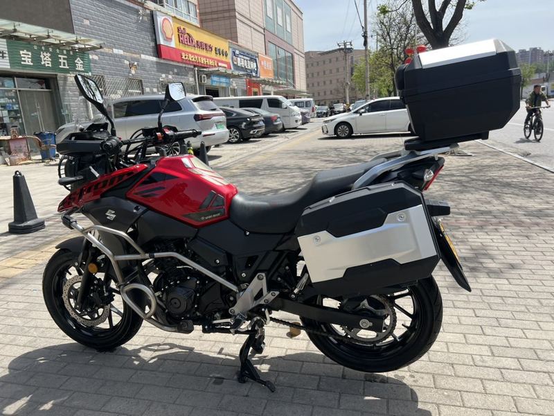 二手豪爵铃木DL250