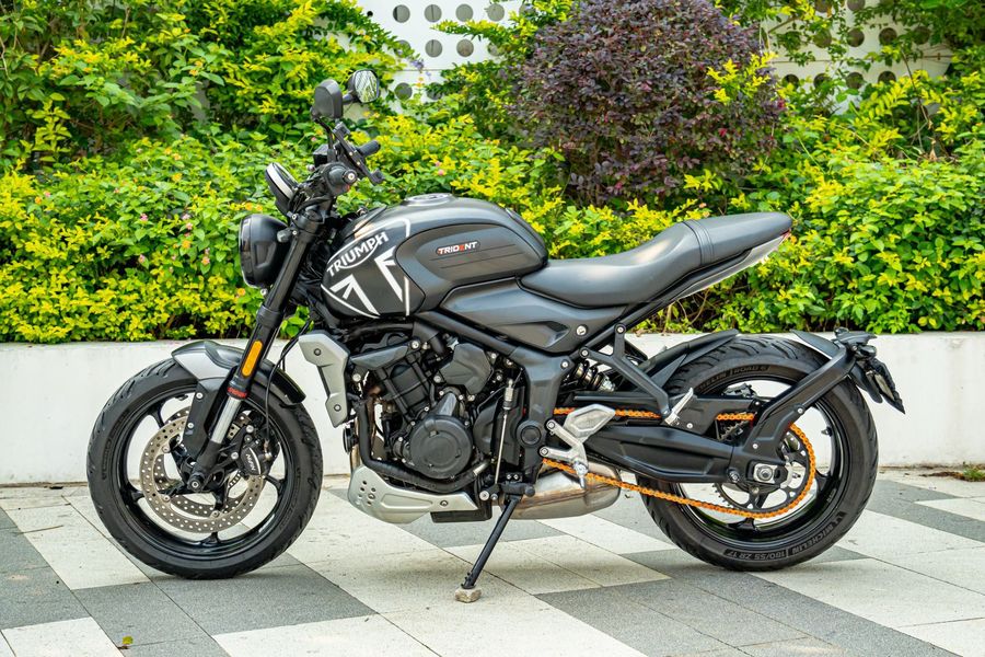 二手凯旋Trident 660