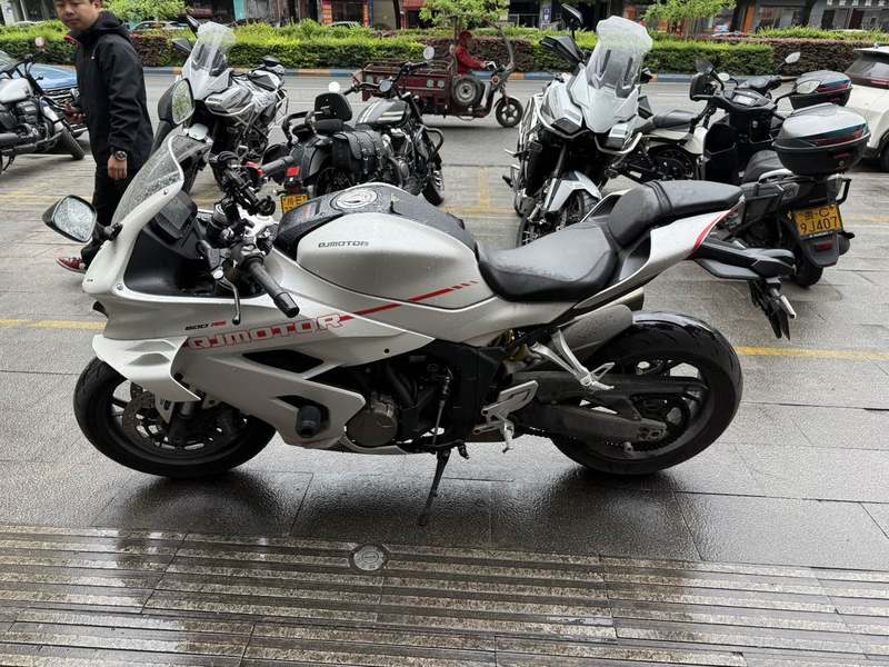 二手QJMOTOR赛600