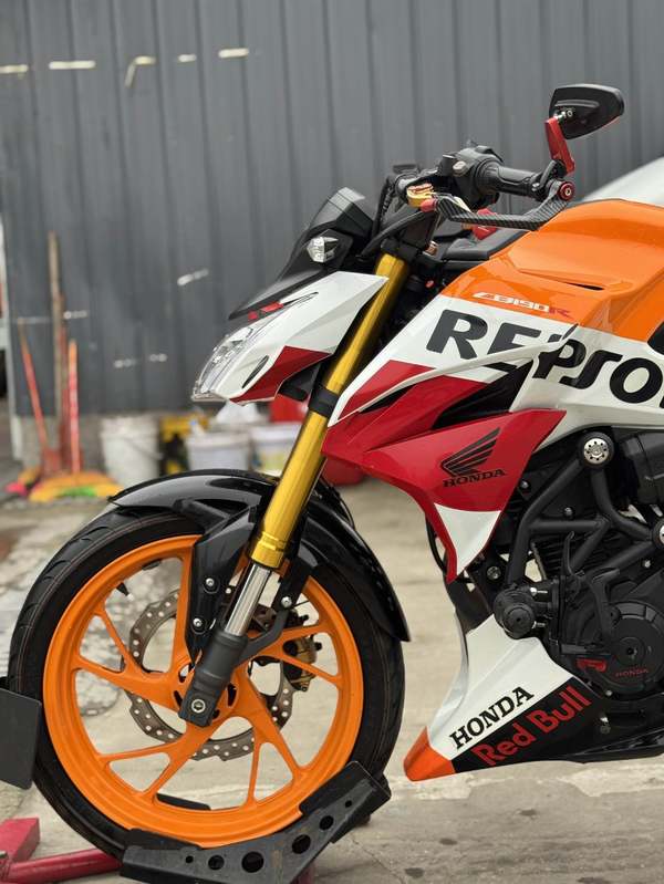 二手五羊本田CB190R 暴锋眼